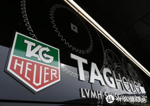 瑞士表厂出击：LVMH 旗下钟表品牌 TAG Heuer 将推出自家智能手表