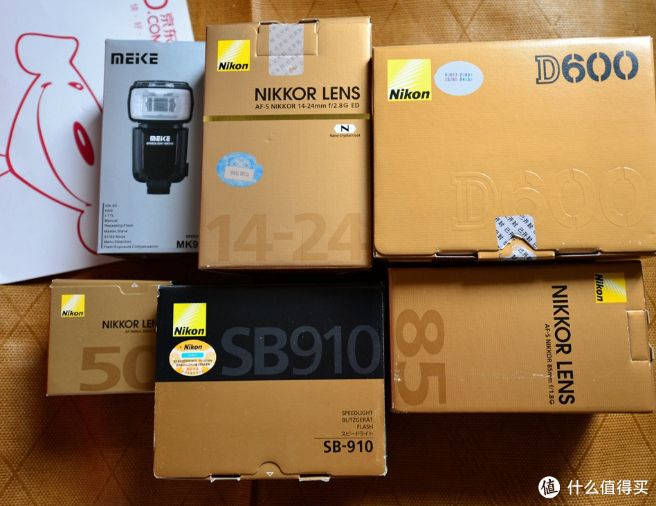 大灯泡！晒下亚马逊秒杀的Nikon 尼康 14-24 f2.8 单反镜头