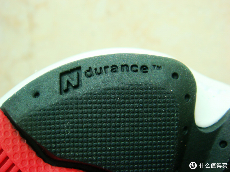 New Balance 新百伦 MR840 美产控制系专业慢跑鞋