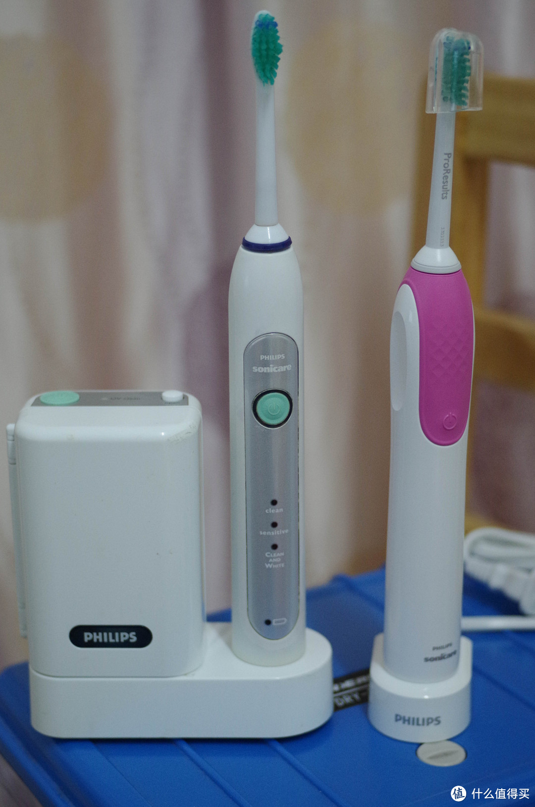 粉嫩嫩的 PHILIPS 飞利浦 HX3130/00 Sonicare 声波震动牙刷