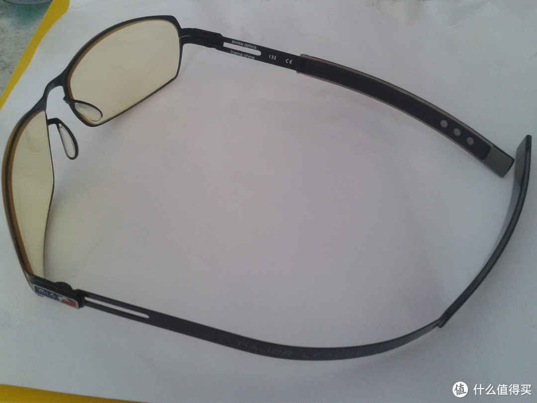 GUNNAR MLG Phantom 晶石黑色镜框 琥珀色镜片