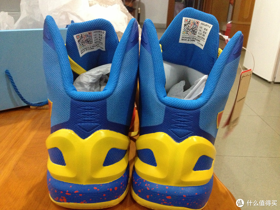 晒一双还未上市的 Li Ning 李宁“闪击”CBA篮球鞋