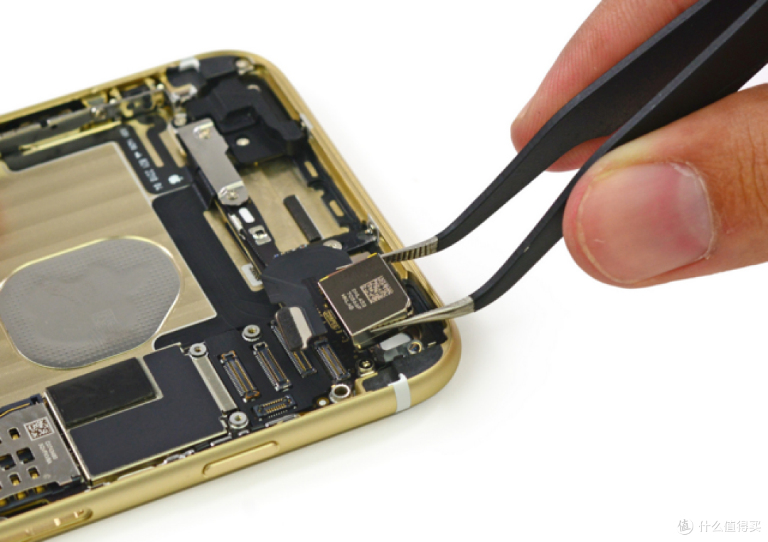 确认1GB内存：专业拆解团队iFixit开启iPhone 6 Plus拆解