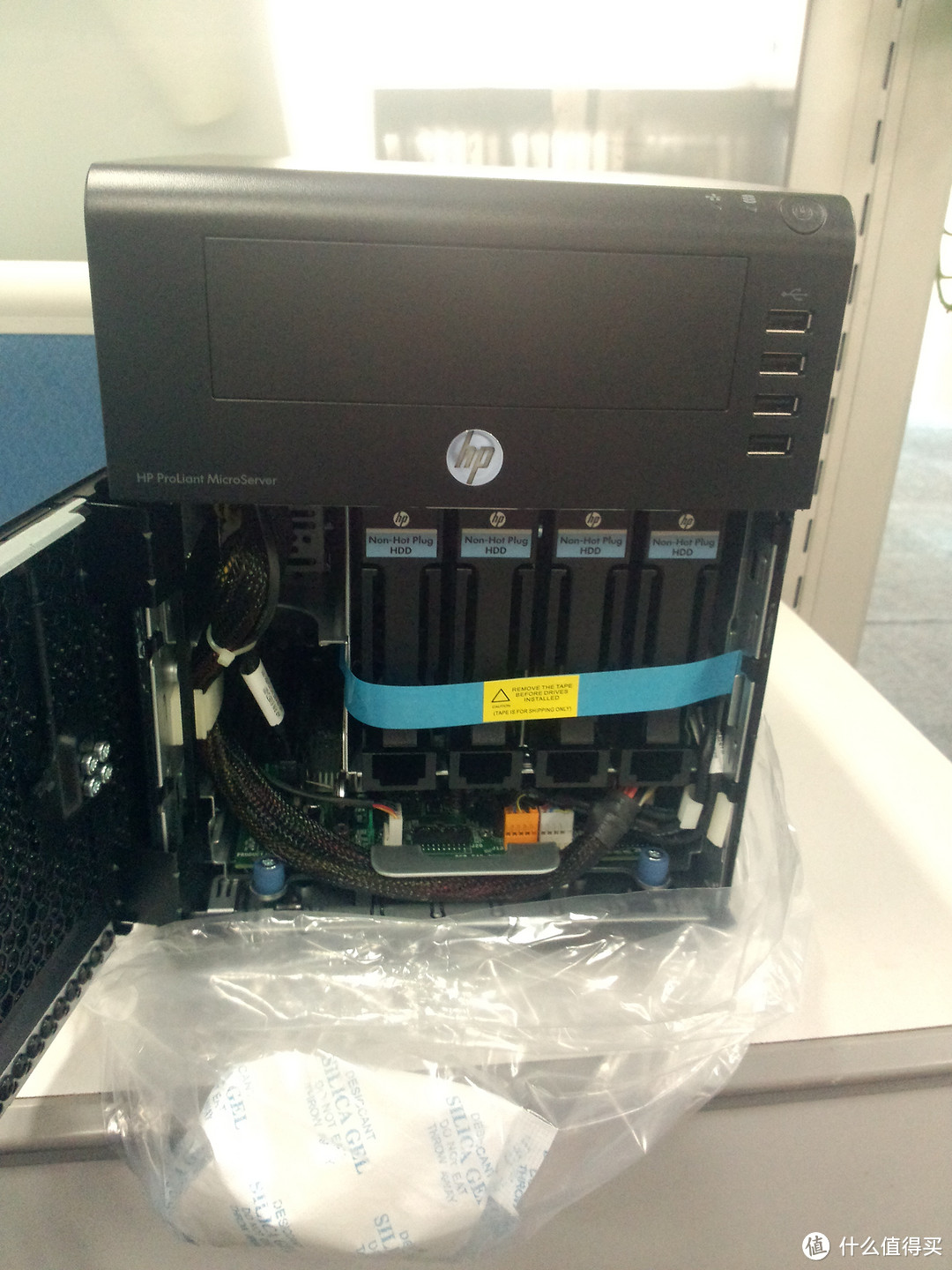 折腾的开始：入手国行版 HP 惠普 ProLiant N54L F1F35A0-AAAE 微型服务器/NAS