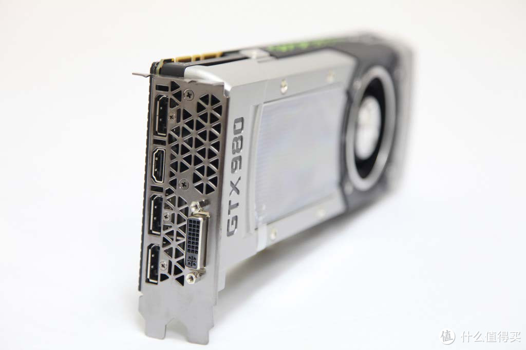 NVIDIA 英伟达 GTX 980 电脑显卡 多图细节照以及游戏跑分测试