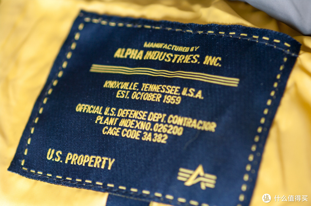 尺码的爱恨情仇：Alpha Industries 阿尔法工业 男款夹克