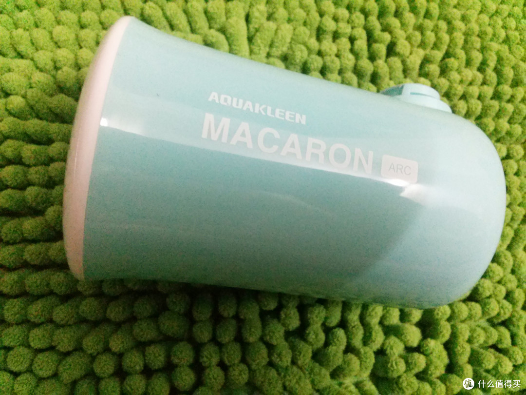 小巧易用的艾可丽 马卡龙 ARC-1000 龙头式净水器