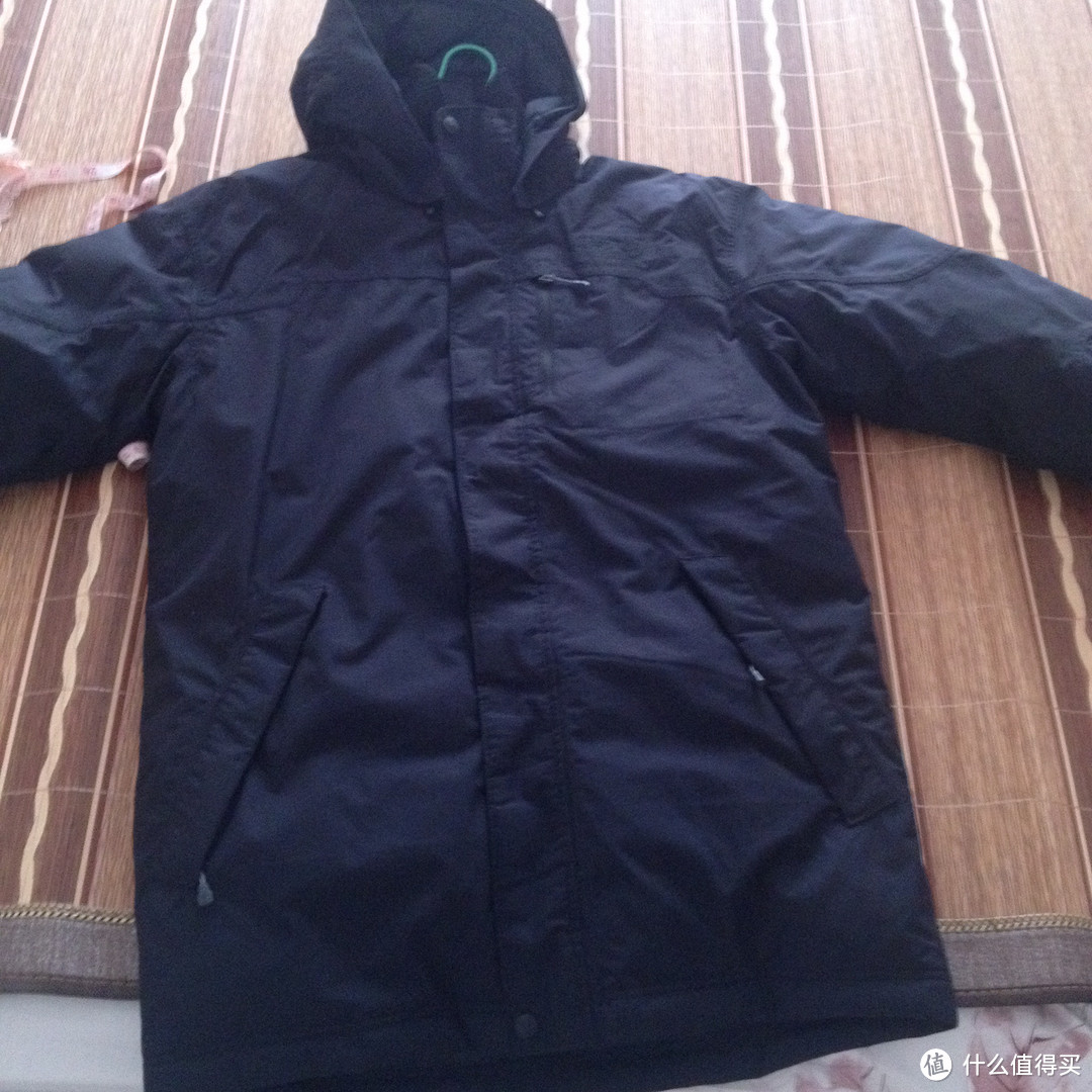 大螺母  Mountain Hardwear 山浩Downtown Dry.Q Core Down Coat 防水羽绒服