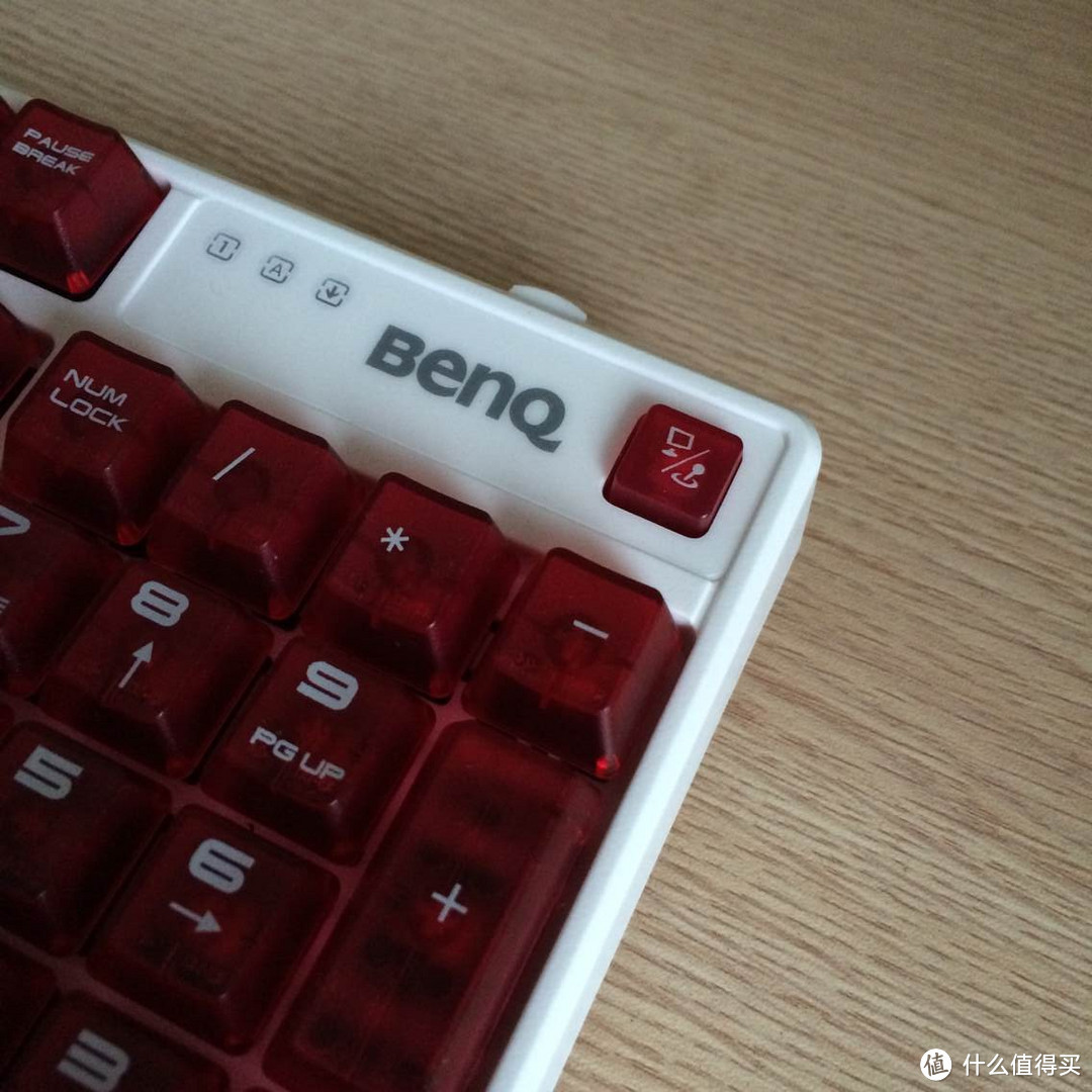 妹纸首晒，BenQ 明基 KX890机械键盘红轴，游戏码字都棒棒哒~