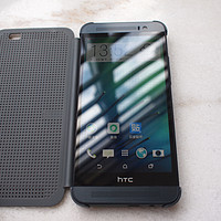 宏达电HTC One（E8）手机外观展示(屏幕|按键|摄像头|卡槽)