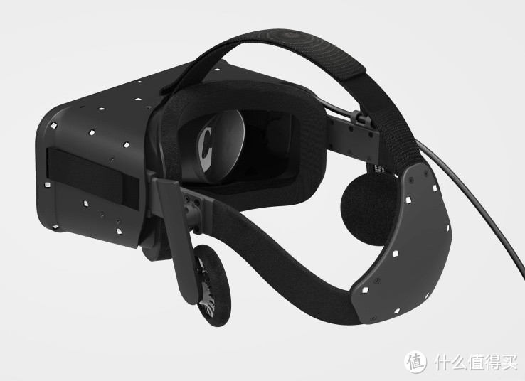 屏幕升级内置音频：Oculus 公开 VR 设备最新产品 Crescent Bay 原型