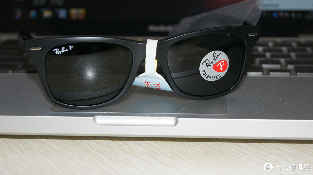 RayBan 4195F