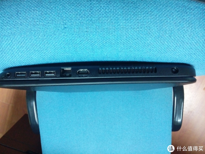性价比的选择：Dell 戴尔 Ins15VR-4316B 15.6英寸笔记本电脑