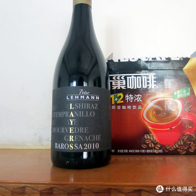 漂洋过海入口来，浅评Peter Lehmann 彼得利蒙 莱尔红葡萄酒 2010