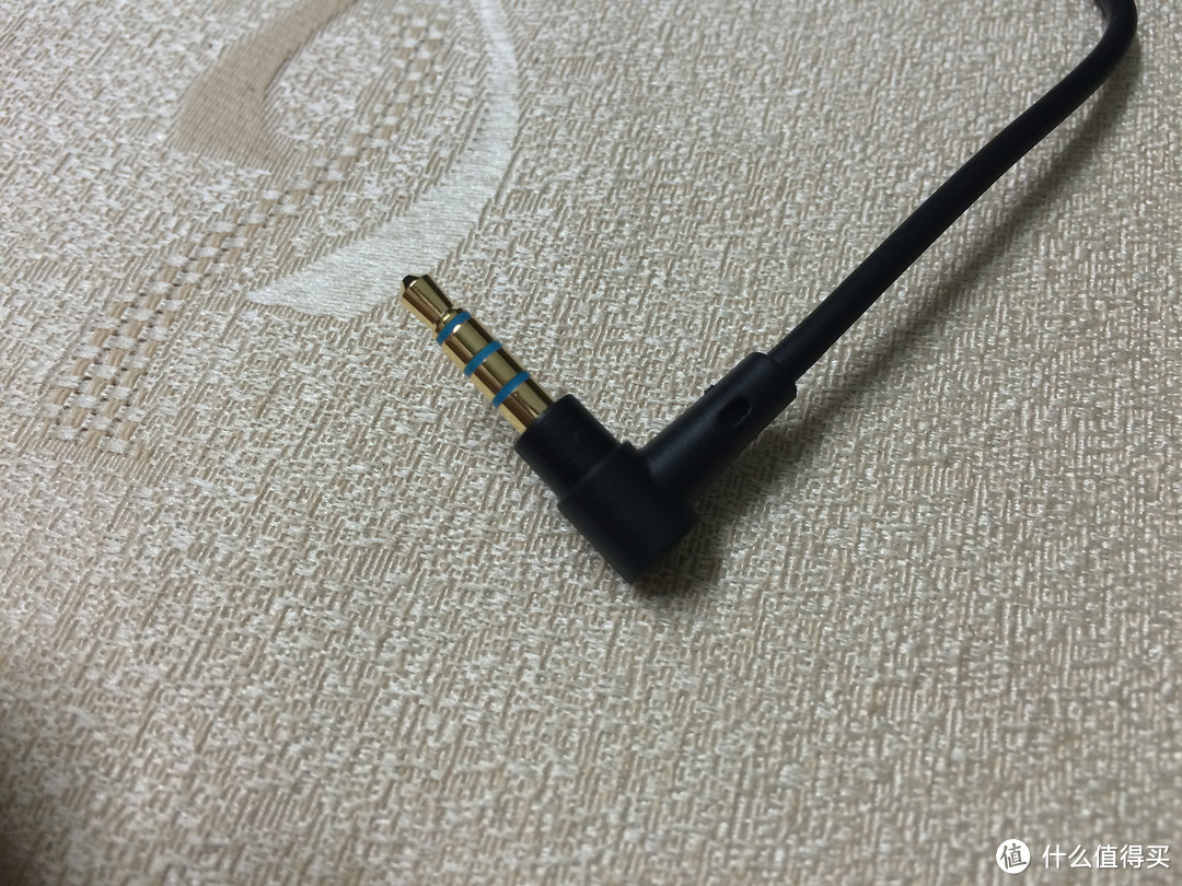 【10.11更新】为了一个清净的世界：BOSE 博士 QuietComfort 25 主动降噪耳机，附飞行降噪体验