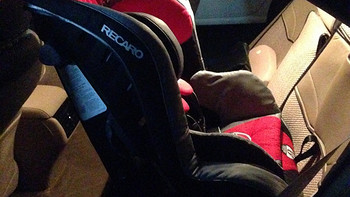 某宝入手LATCH、ISOFIX、安全带3种接口RECARO performance ride美国队长安全座椅（国行）