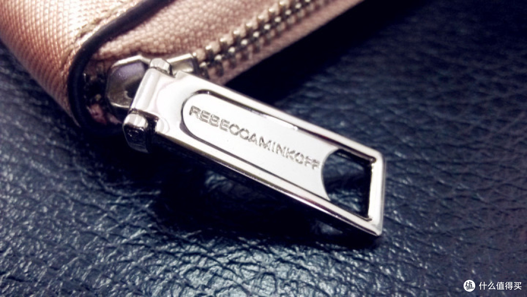 让女王也爱上海淘:Rebecca Minkoff 瑞贝卡·明可弗 Luma 女士拉链钱包