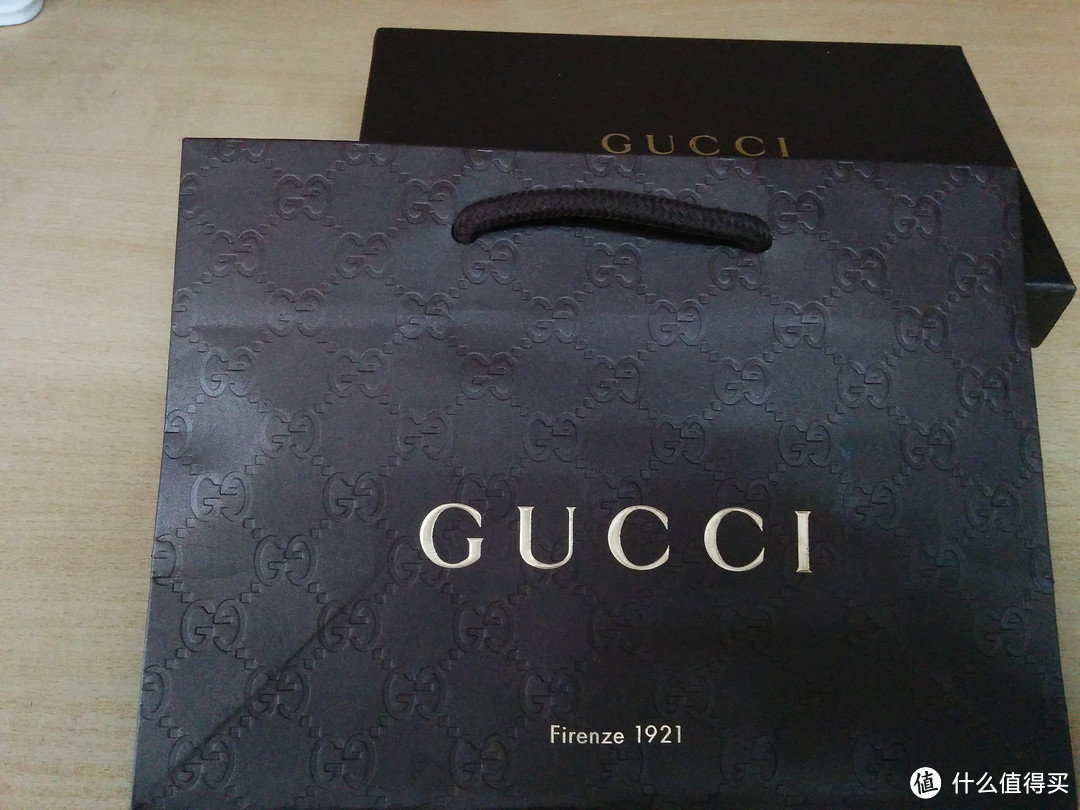 给妈妈送礼物了：Gucci 古驰 miss GG帆布 长款皮夹