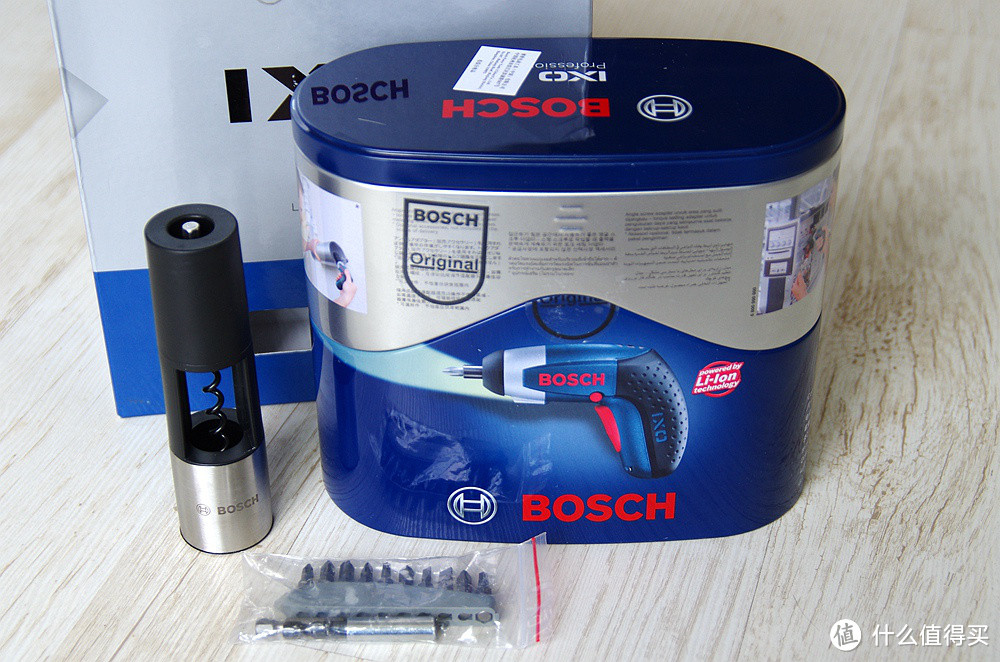 来自亚马逊Z实惠 BOSCH 博世 IXO3 电动红酒开瓶器