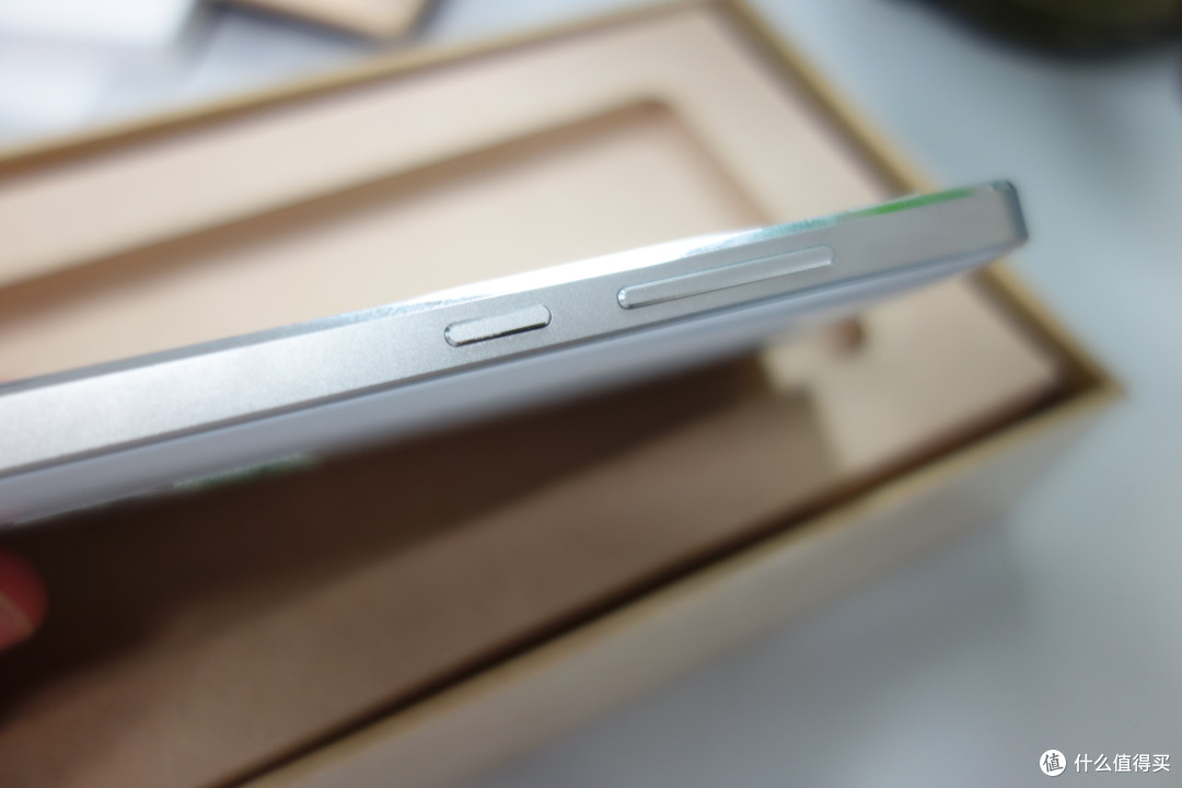 小米4 移动4G版 接替使用三年的米1