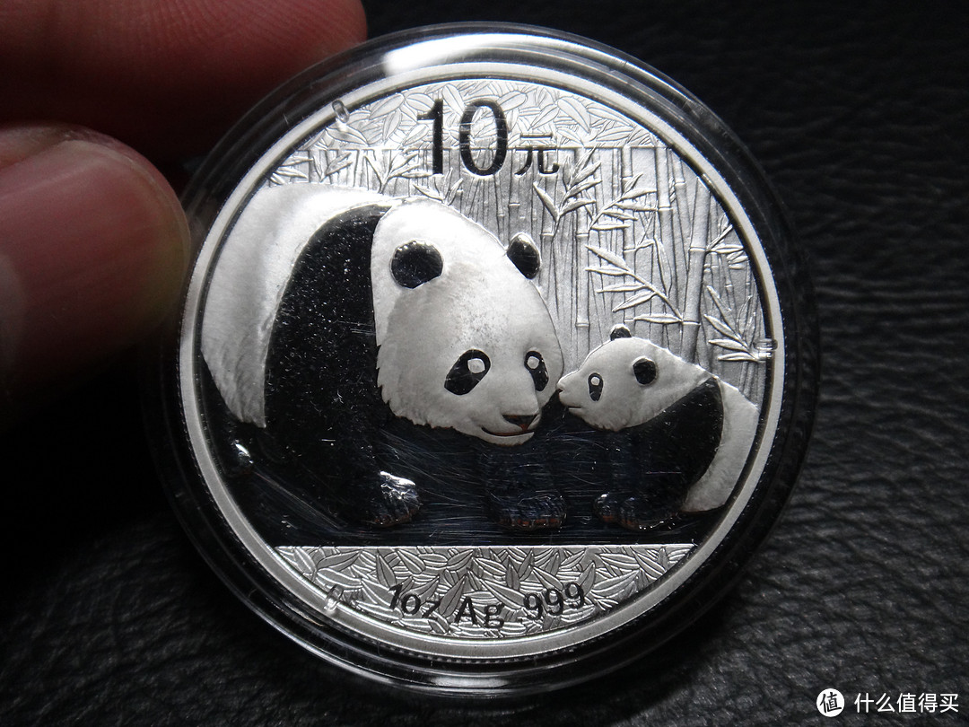 大熊猫周边：熊猫金银加字纪念币