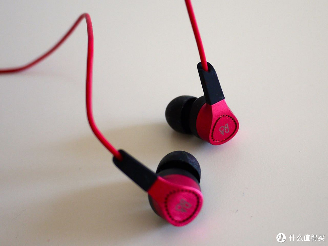 Bang & Olufsen BeoPlay耳机全家福：H6，H3，Form2i，EarSet3i