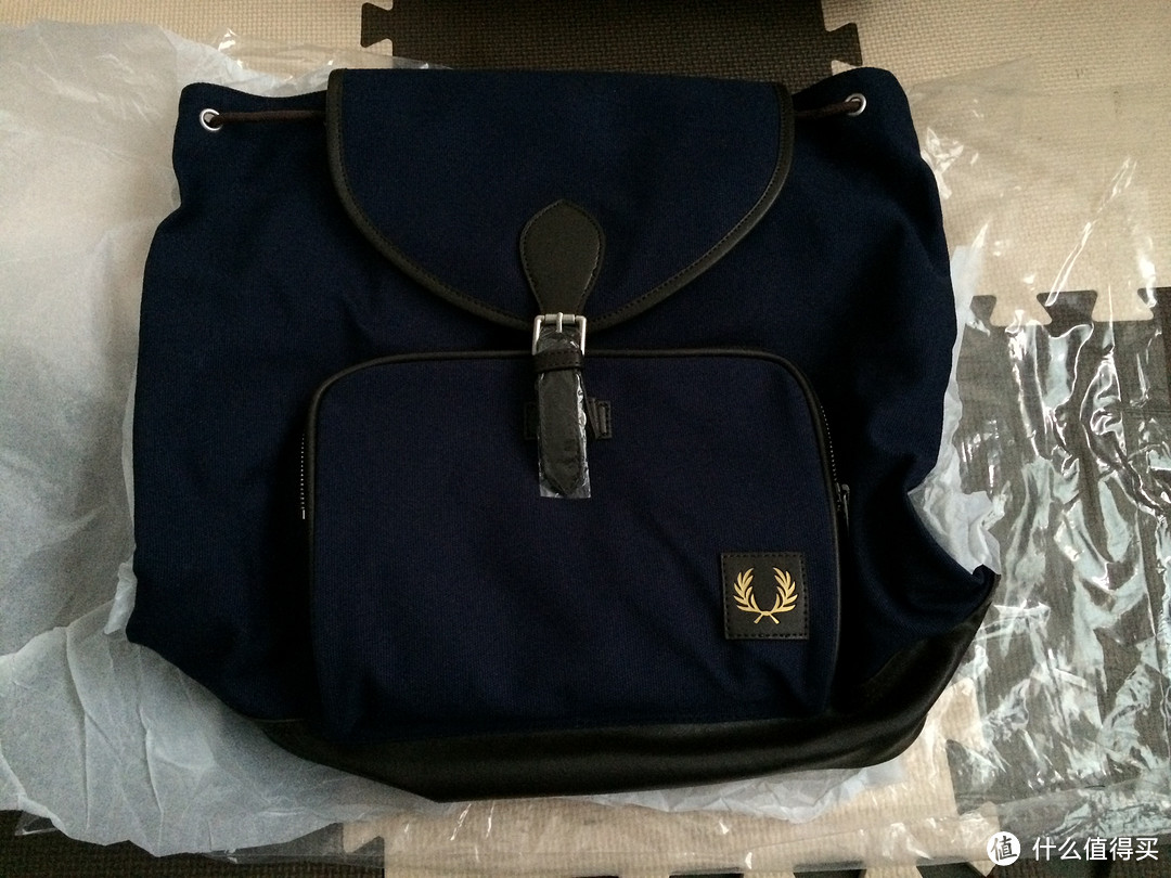 Fred Perry Classic Canvas Rucksack 男士标准帆布双肩包