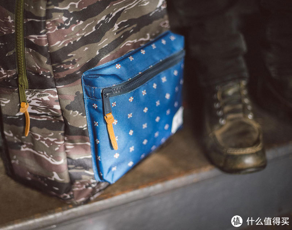 Herschel Supply Co. Little America Weather Pack 双肩背包