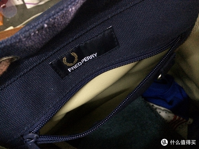 Fred Perry Classic Canvas Rucksack 男士标准帆布双肩包