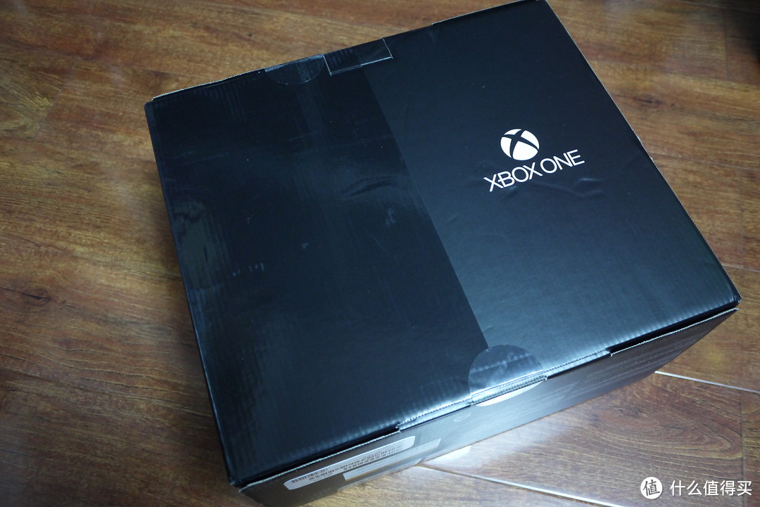 Xbox One + KINECT 家庭娱乐游戏机 6RZ-00098 国行首发限量版开箱