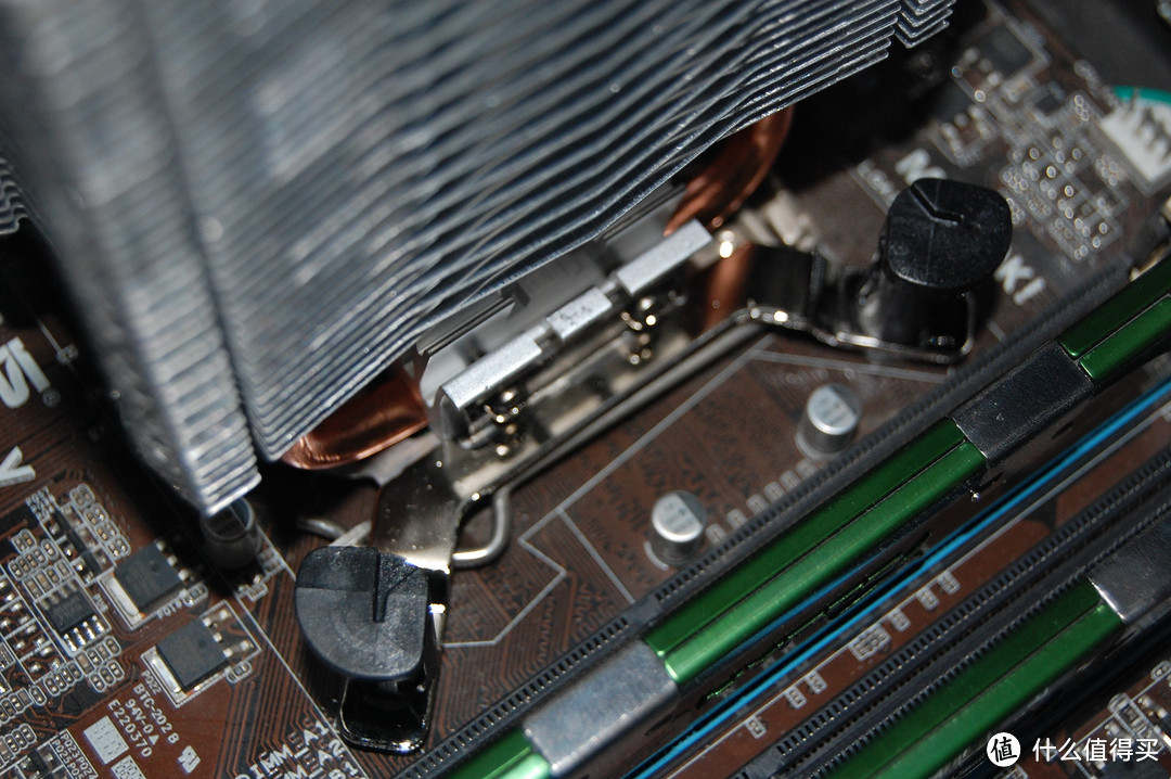 效果拔群 ：Antec 安钛克 战虎A40 多平台CPU散热器