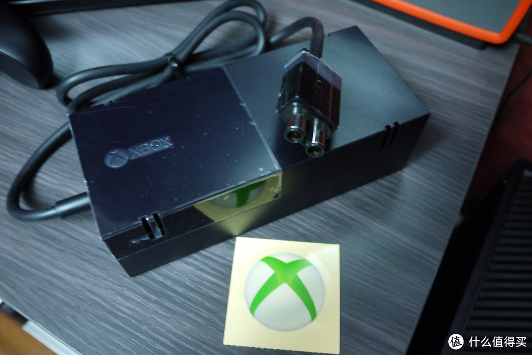 Xbox One + KINECT 家庭娱乐游戏机 6RZ-00098 国行首发限量版开箱