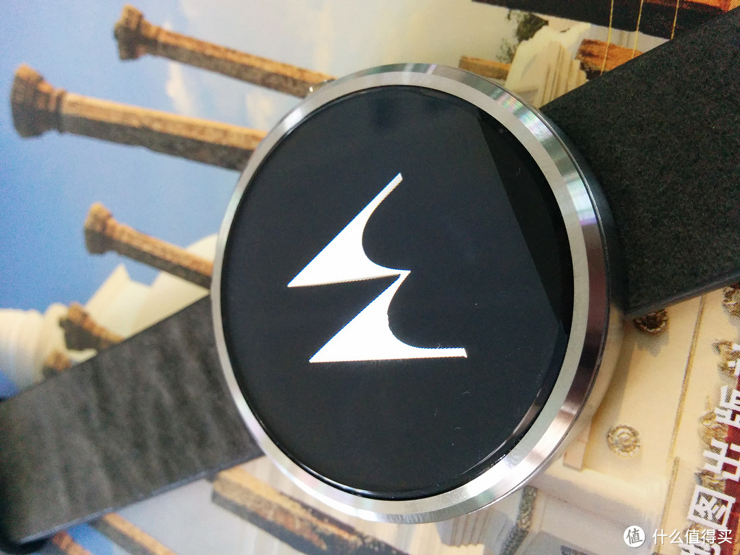 从Hello moto 到 ok Google 看moto360带来的 Bigger High