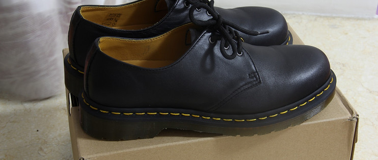 slim dr martens