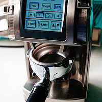总有一个毒到你的点：Rocket R58 意式半自动咖啡机，乱入咖啡店推荐