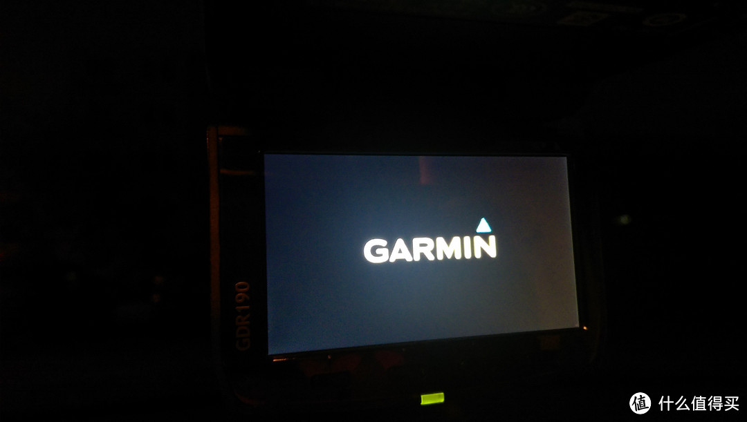 高价新概念的不完全品：Garmin 佳明 GDR190 双镜头超广角行车记录仪