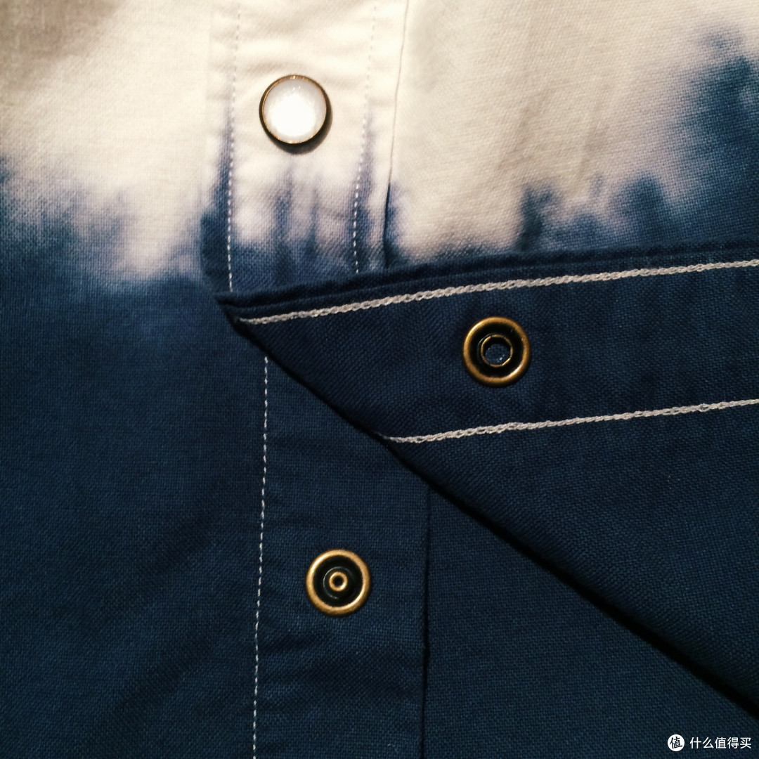 囧衣的救赎：官网购入 Levi's 李维斯 白蓝渐变工装衬衫 & 513 森林绿长裤
