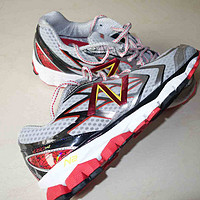 New balance 新百伦 1080 V4 *级缓震跑鞋 & CW-X REVOLUTION *级彩虹压缩裤