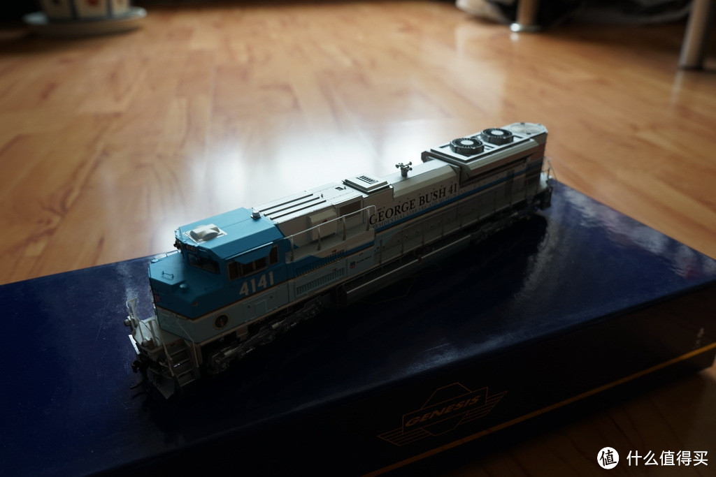 Athearn 火车模型 SD70ACe 乔治号涂装 跑车视频