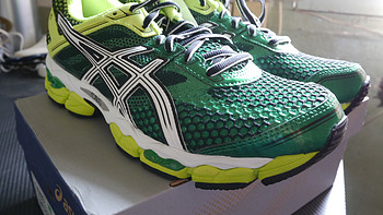 用跑步代替篮球：ASICS 亚瑟士 GEL-Cumulus 15 跑步鞋 青蛙绿色