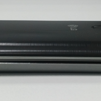 乐金G3(D857) 32GB 4G手机外观展示(机身|边框|屏幕|后壳|电源键)