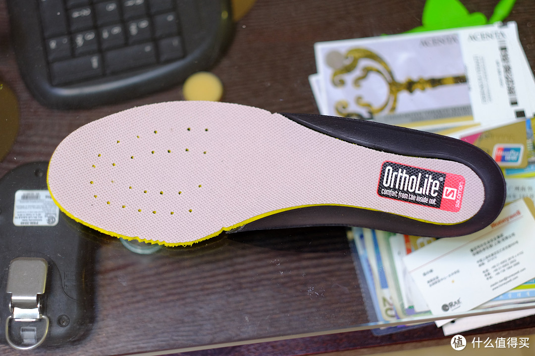 近期入的两双鞋:Clarks 其乐 Bushacre 2蜜蜡色 + Salomon 萨洛蒙conquest GTX