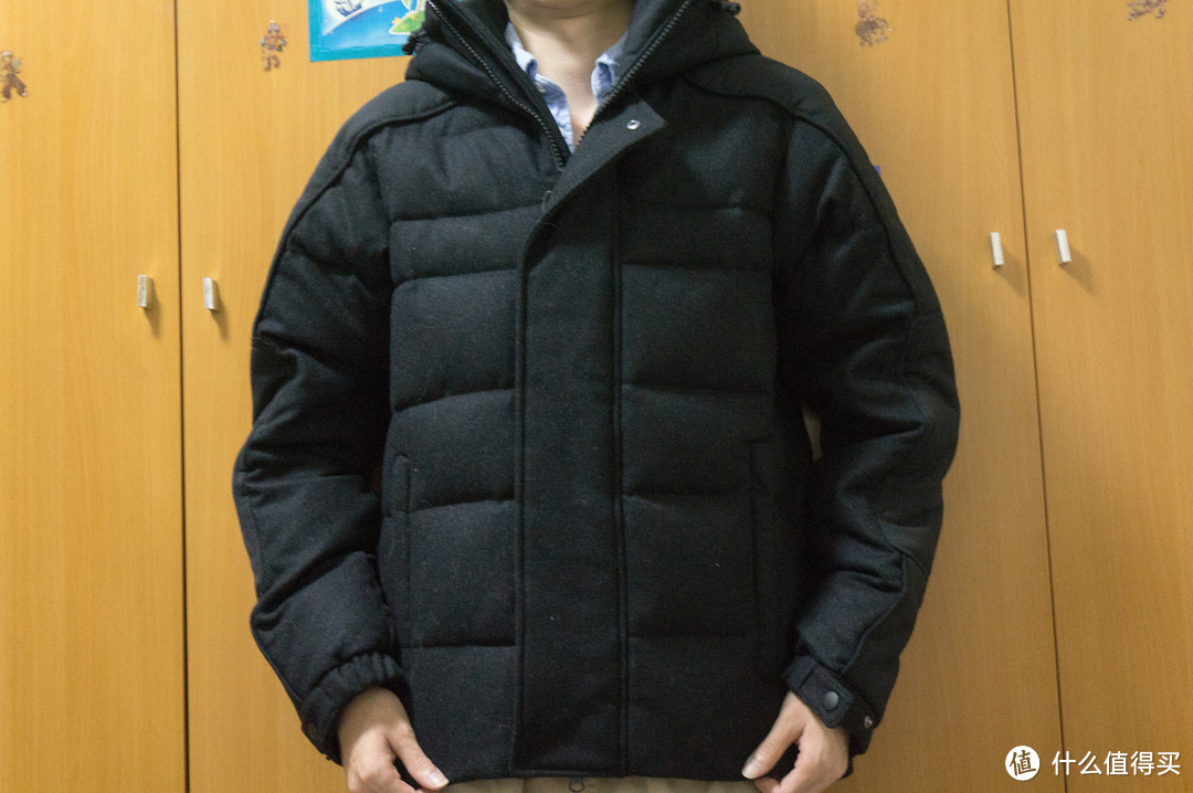 这个冬天不太冷：Uniqlo 优衣库  +J 男款羽绒连帽外套 136454