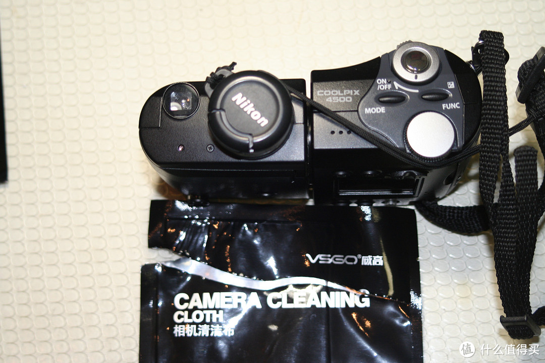VSGO 威高 D-10150 单反相机便携清洁布和世界上第一款数码单反以及世界上第一款可翻转屏幕数码相机的3P邂逅
