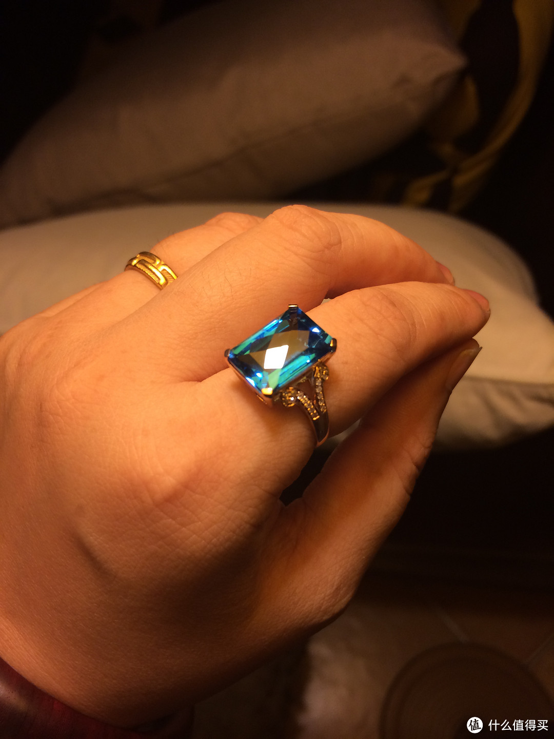 我的第一颗彩宝：托帕石 戒指
