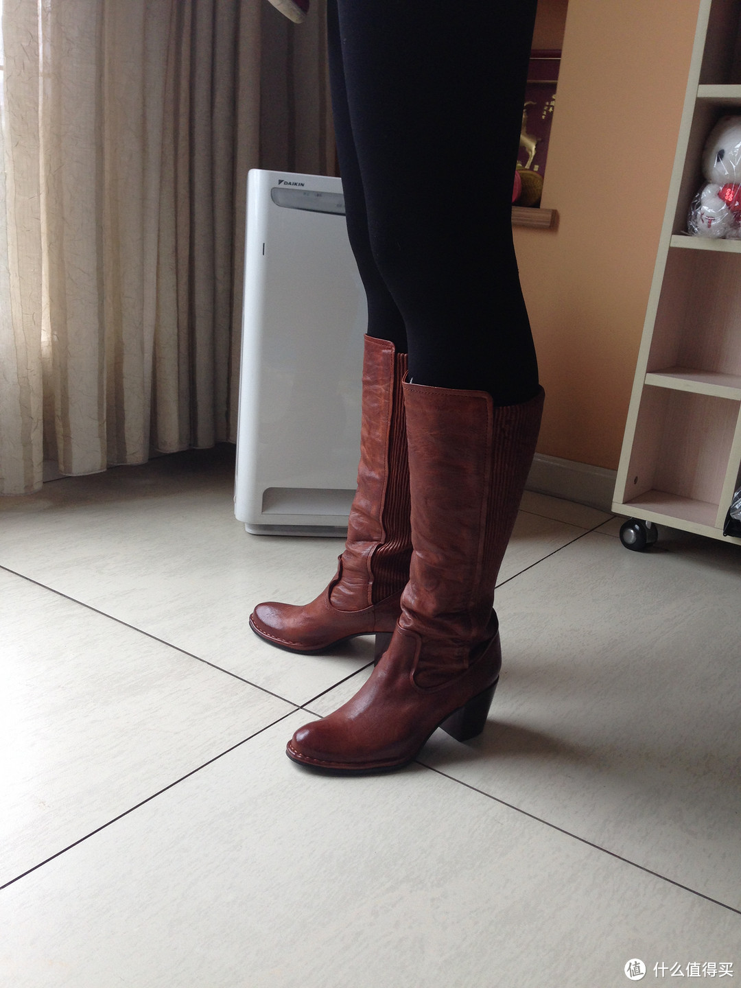 FRYE 弗莱 Lucinda Scrunch Cognac Antique Soft Full Grain 15英寸女士套筒长靴