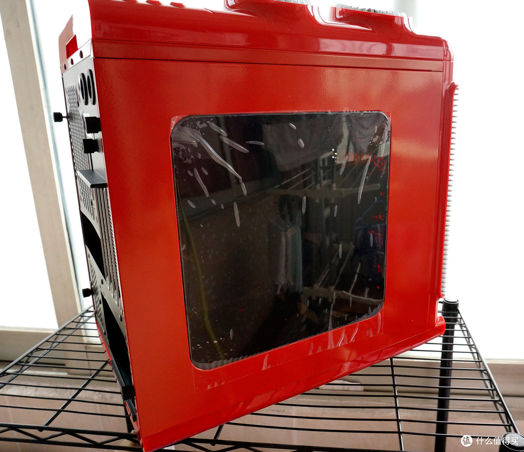 一座“城堡”的艺术之旅:DEEPCOOL 九州风神 蒸汽城堡变身“光污染”城堡
