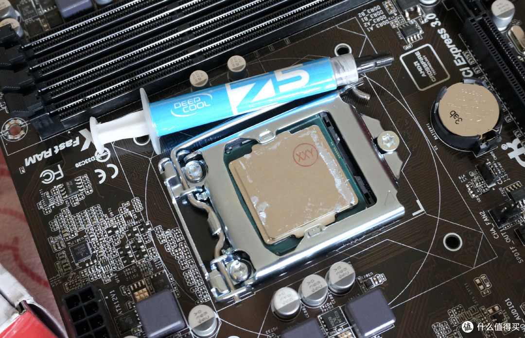 一座“城堡”的艺术之旅:DEEPCOOL 九州风神 蒸汽城堡变身“光污染”城堡