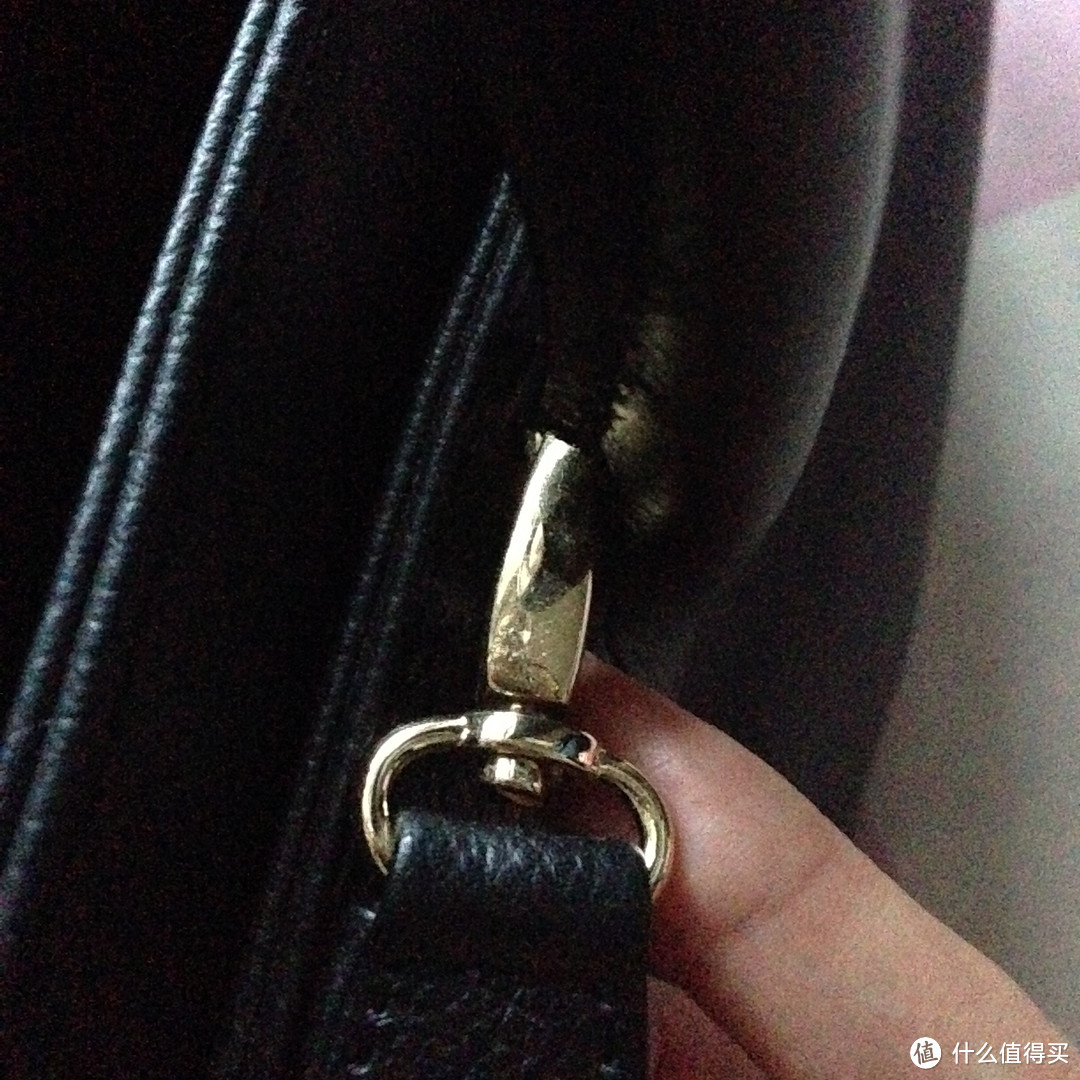 收拾屋子时才翻出来的“奢侈品”：入门款 Chanel Cabas 背提两用包