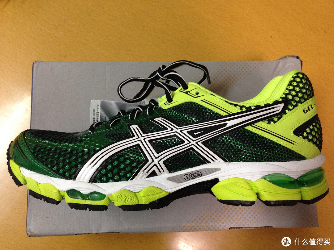 双雄：Asics 亚瑟士GEL-Cumulus 15 VS MIZUNO 美津浓 WAVE RIDER 17 — 日系次*级缓震型跑鞋对比评测